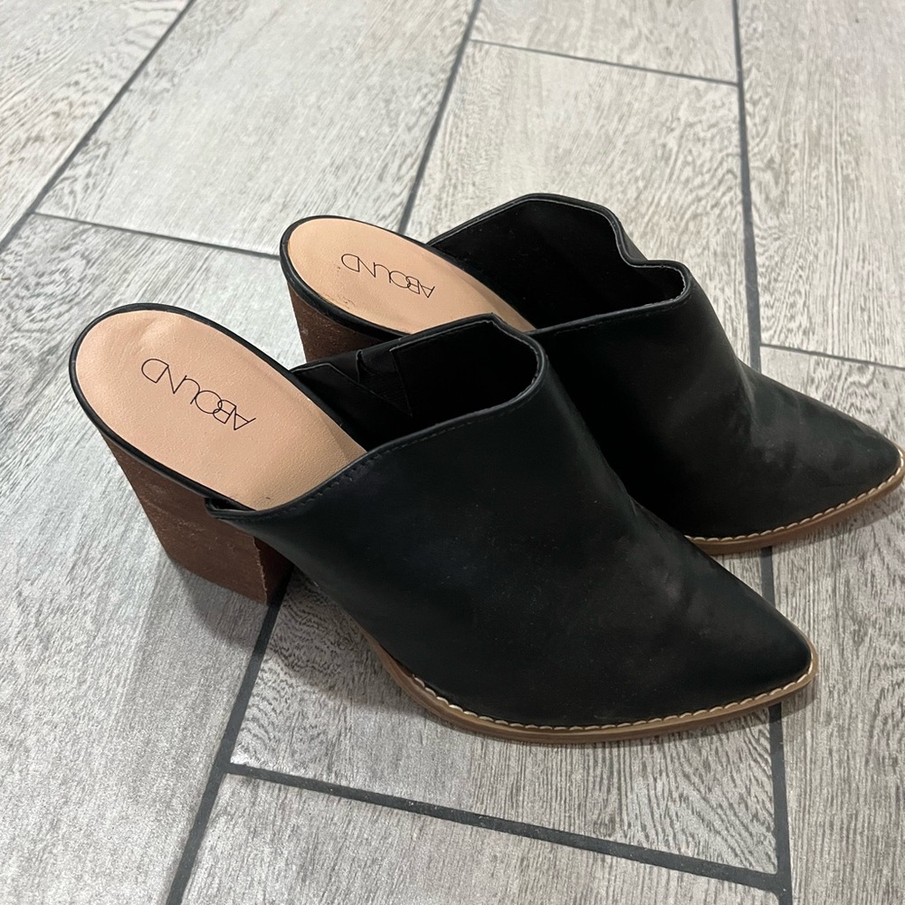 Abound Black Pointed Toe Slip-On Mule with Stacked Brown Heel